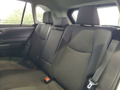 2021 Toyota RAV4 - Photo 8