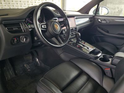 2022 Porsche Macan - Photo 16
