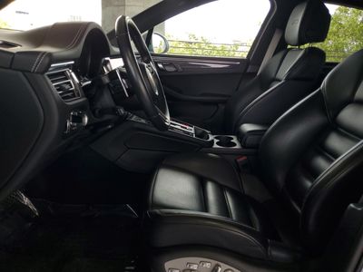 2022 Porsche Macan - Photo 17