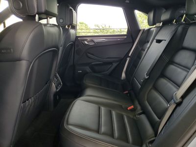 2022 Porsche Macan - Photo 9