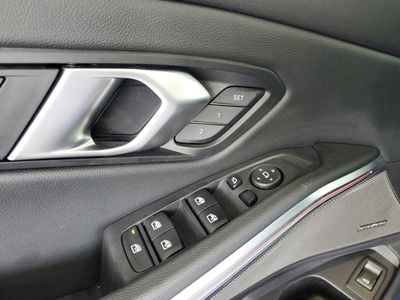 2025 BMW 3 Series - Photo 15