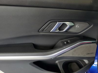 2025 BMW 3 Series - Photo 13