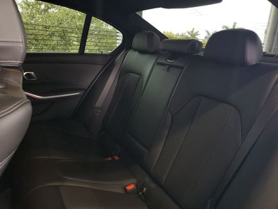 2025 BMW 3 Series - Photo 8