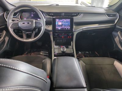 2023 Jeep Grand Cherokee - Photo 16