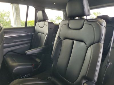 2022 Jeep Grand Cherokee L - Photo 8