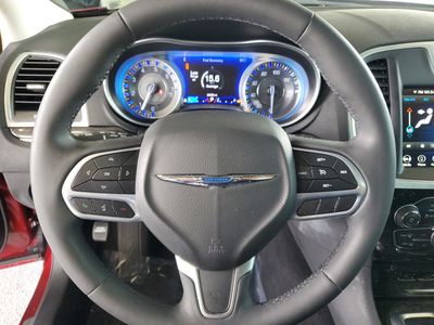 2023 Chrysler 300 - Photo 24