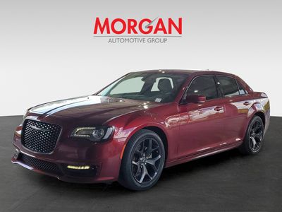 2023 Chrysler 300 - Photo 4