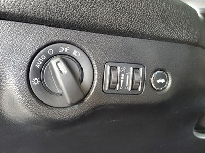 2023 Dodge Challenger - Photo 17