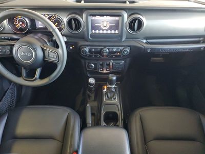 2023 Jeep Wrangler - Photo 10