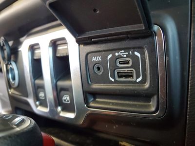 2023 Jeep Wrangler - Photo 29