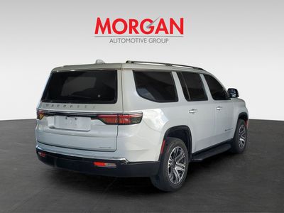 2022 Jeep Wagoneer - Photo 2