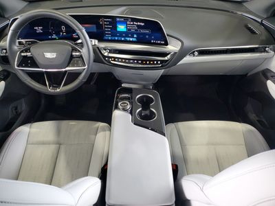 2024 Cadillac LYRIQ - Photo 11