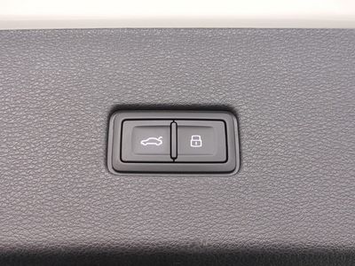 2024 Audi SQ8 - Photo 14