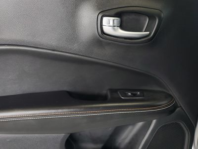 2021 Jeep Compass - Photo 13