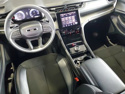 2023 Jeep Grand Cherokee - Photo 12
