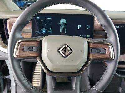 2024 Rivian R1S - Photo 24