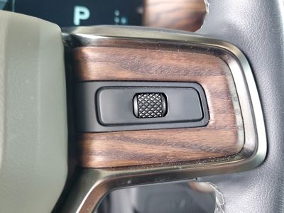 2024 Rivian R1S - Photo 26