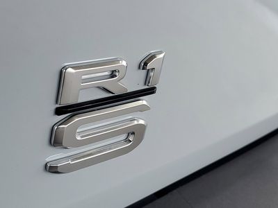 2024 Rivian R1S - Photo 6