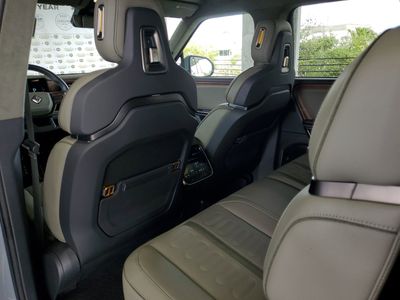 2024 Rivian R1S - Photo 10