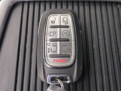 2024 Chrysler Pacifica - Photo 32