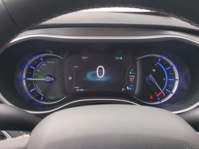 2024 Chrysler Pacifica - Photo 29