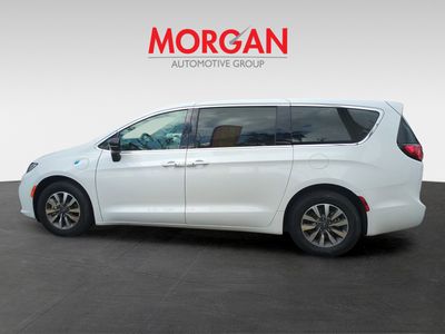 2024 Chrysler Pacifica - Photo 8