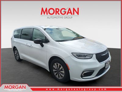 2024 Chrysler Pacifica - Photo 1