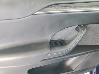 2022 Tesla Model X - Photo 13