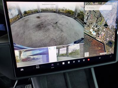 2022 Tesla Model X - Photo 25