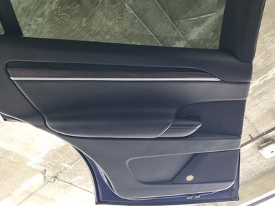 2022 Tesla Model X - Photo 12