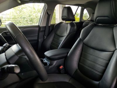 2021 Toyota RAV4 - Photo 17