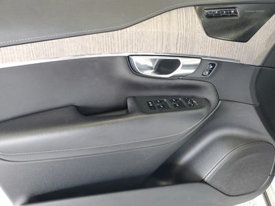 2021 Volvo XC90 - Photo 14