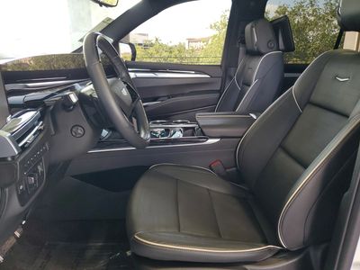2025 Cadillac Escalade - Photo 17