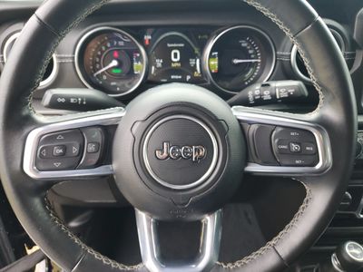 2022 Jeep Wrangler 4xe - Photo 22