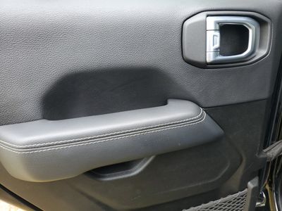 2022 Jeep Wrangler 4xe - Photo 13
