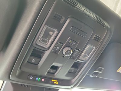 2022 Cadillac Escalade ESV - Photo 23