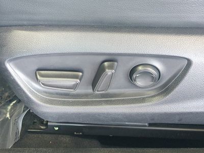 2023 Toyota Camry - Photo 19
