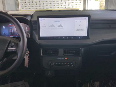 2025 Ford Maverick - Photo 18