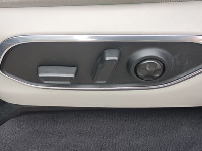 2024 Jeep Wagoneer L - Photo 21