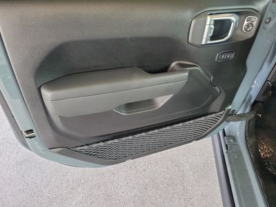 2026 Jeep Wrangler — photo 14 view