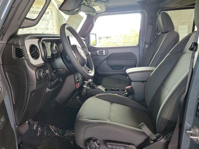 2026 Jeep Wrangler — photo 17 view