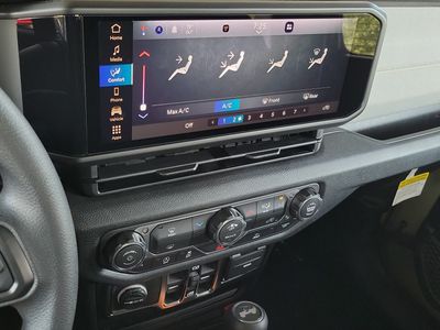 2026 Jeep Wrangler — photo 29 view