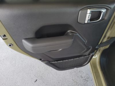 2026 Jeep Wrangler — photo 13 view