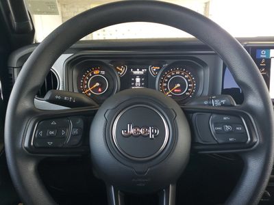 2026 Jeep Wrangler — photo 20 view