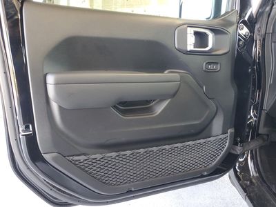 2026 Jeep Wrangler — photo 13 view