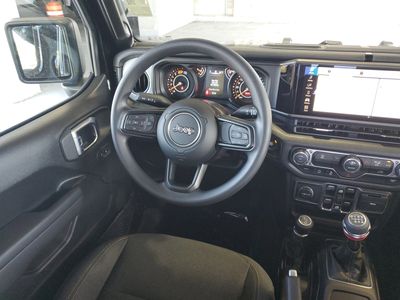 2026 Jeep Wrangler — photo 11 view