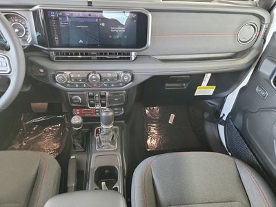 2026 Jeep Wrangler - Photo 9