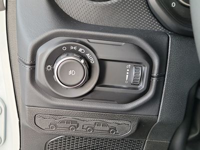 2026 Jeep Wrangler - Photo 19