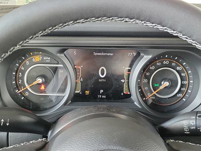 2026 Jeep Wrangler - Photo 23