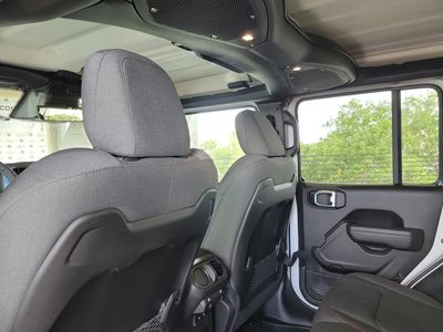 2026 Jeep Wrangler - Photo 11